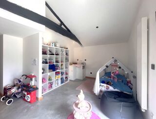  Maison � vendre 4 pi�ces 209 m�