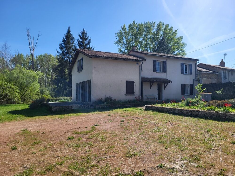 Maison à vendre 6 pièces MONCONTOUR (86) terrain 1824 m²
