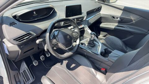3008 II 1.2 PureTech 130 Crossway 2018 occasion 69003 Lyon