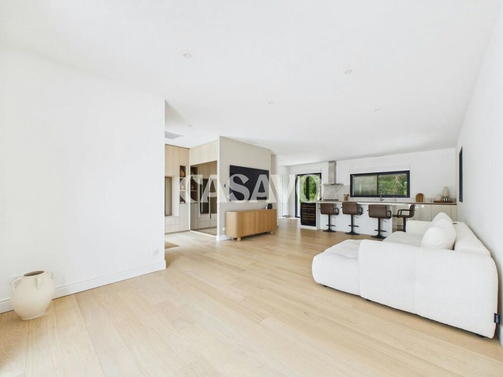Vente Maison Vente Maison 5 pièces de 152m² - 33850 Léognan Leognan