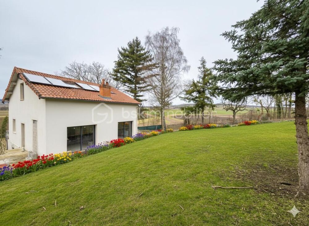 Vente Maison Maison à finir de rénover – 180 m² – Beau potentiel – Terrain 5 010 m² – Aubiat Aubiat