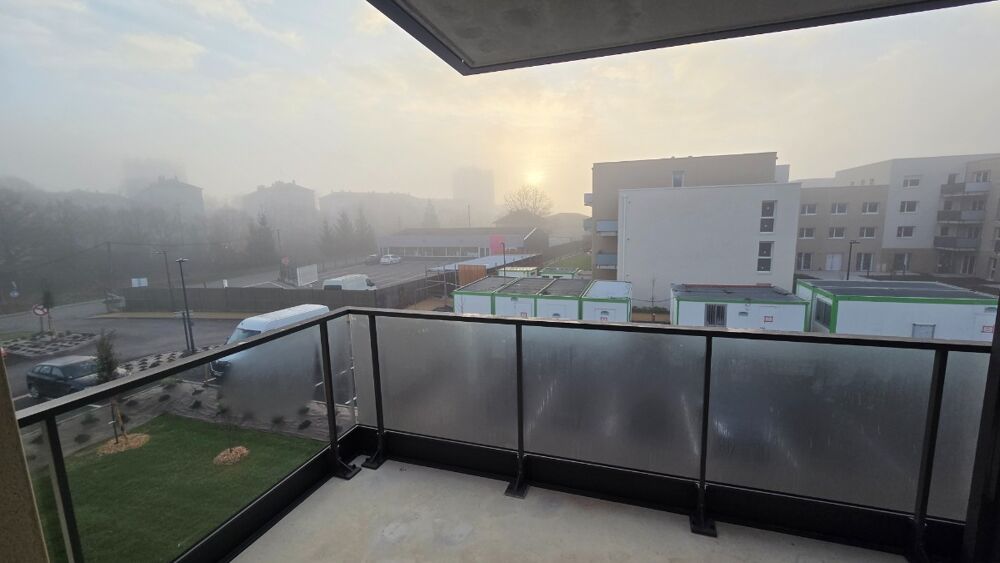 Location Appartement T2 avec balcon et parking à LAVAL Laval