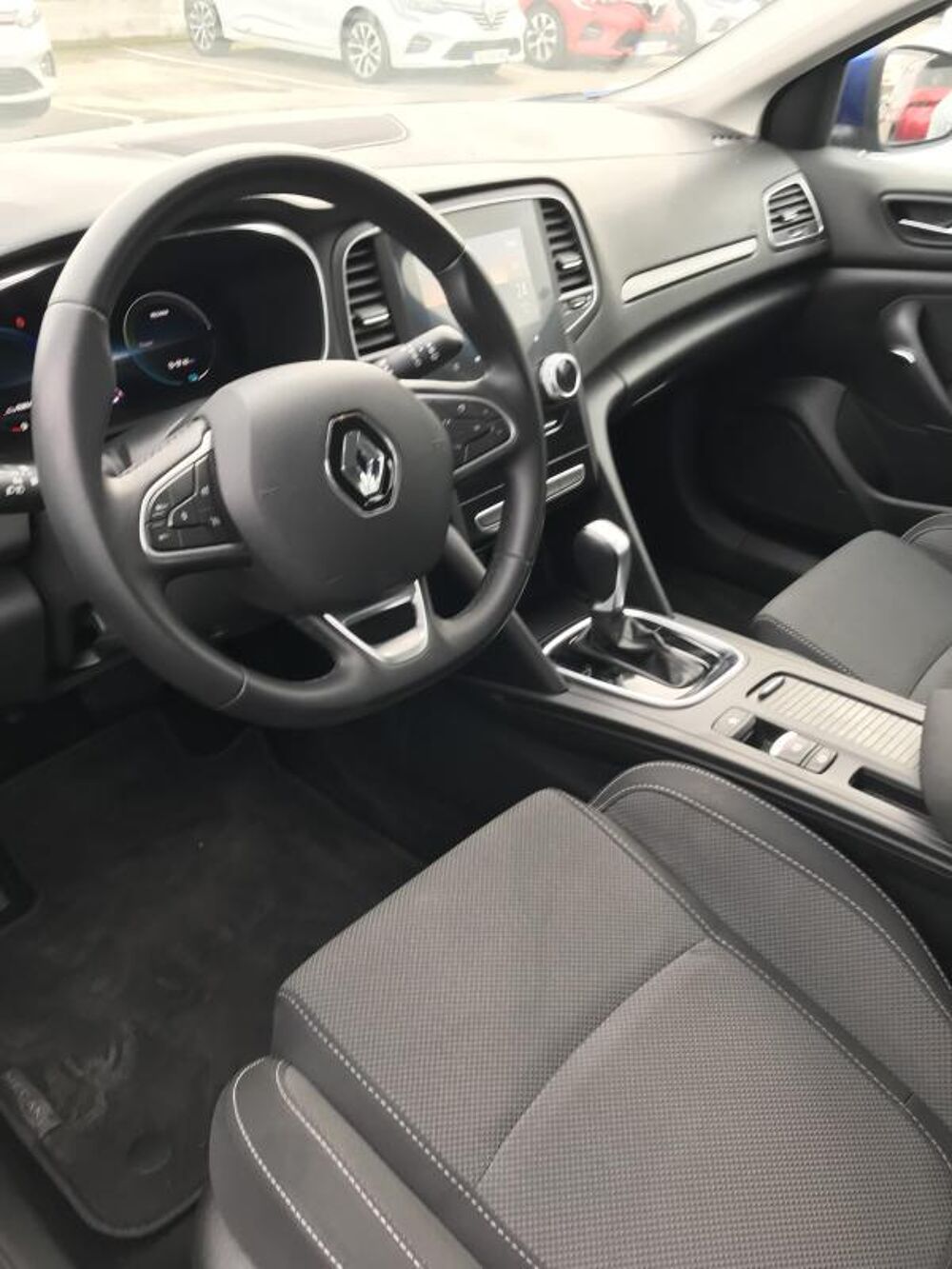 M&eacute;gane PLUG IN 160 BUSINESS 2022 occasion 38160 Chatte