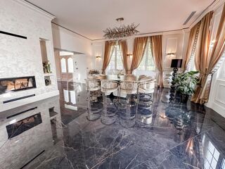  Propri�t�/ch�teau � vendre 14 pi�ces 496 m�