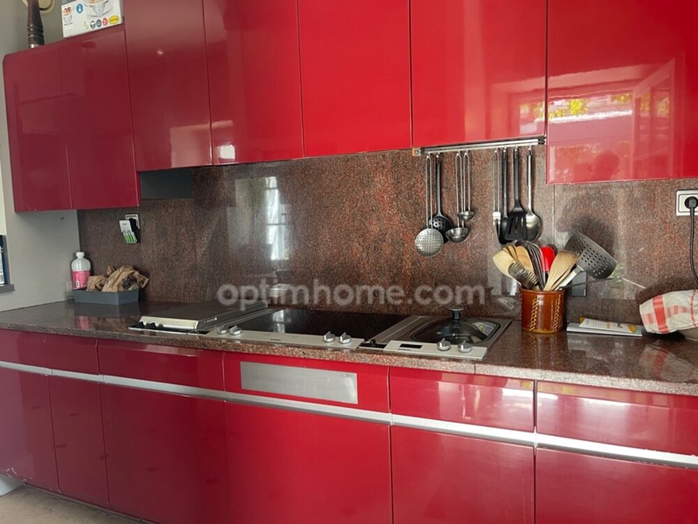  vendre  Maison Saint-Martin-de-R (17410)