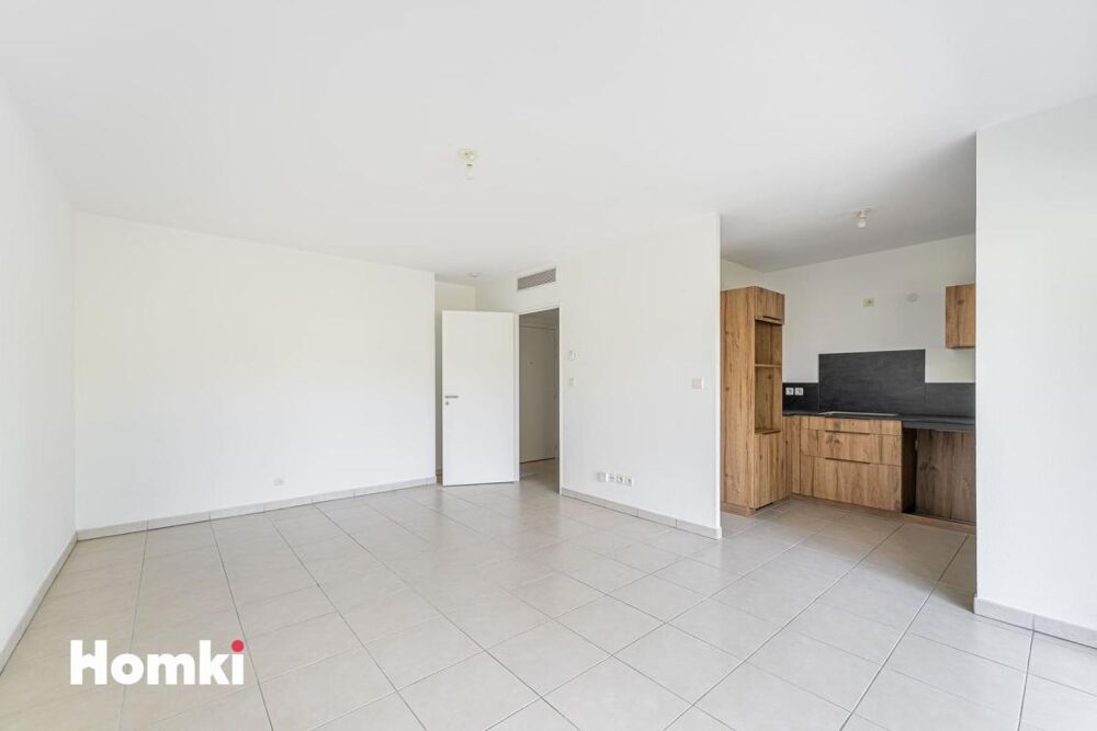 Vente Appartement Appartement T2 de 46 m2 avec box Marseille 9
