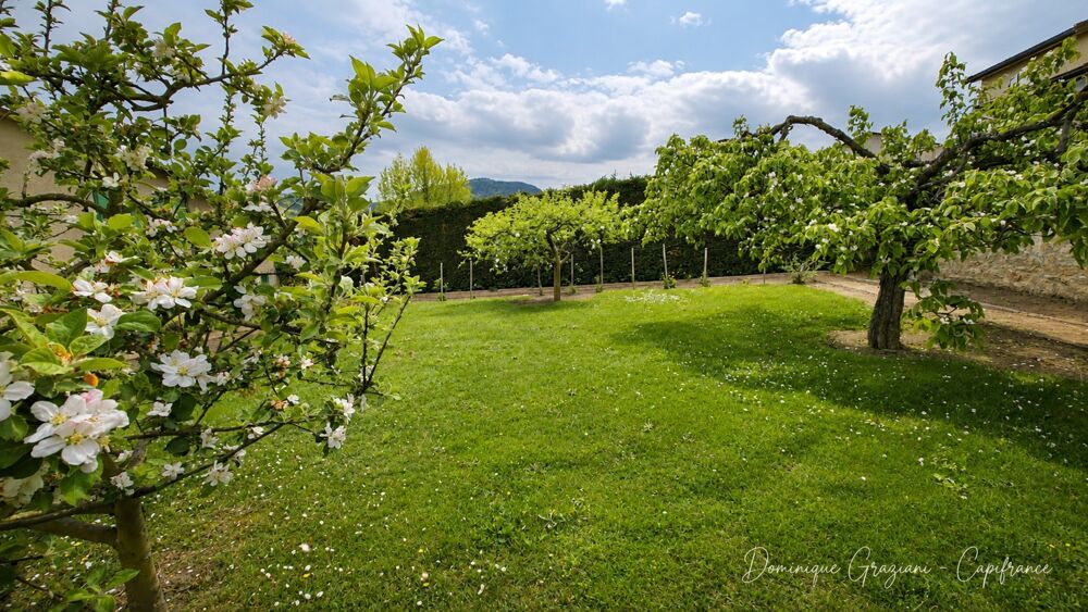 Vente Maison RETOURNAC CENTRE .Maison avec jardin proche de toutes commodités! Retournac