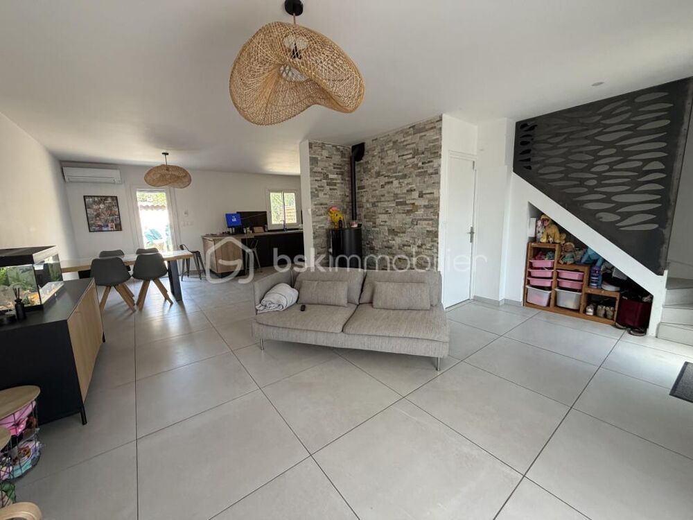 MAISON 4 PIÈCES DE 90 M²  RÉNOVÉ EN 2023