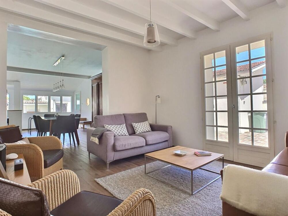  vendre  Maison Bgles (33130)