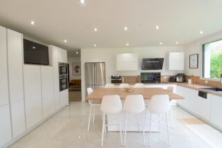  Maison  vendre 8 pices 282 m