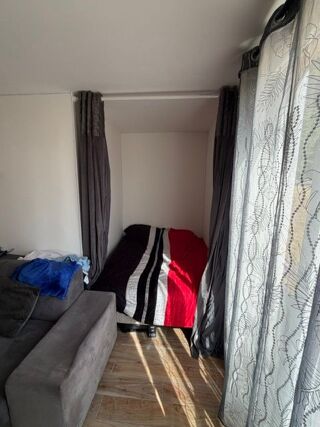  Appartement à louer 1 pièce 35 m²