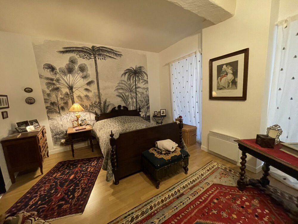 Au coeur du Saumur Historique Appartement rénové de 92m2 situé au 1er étage d'une petite copropriété -3 chambres