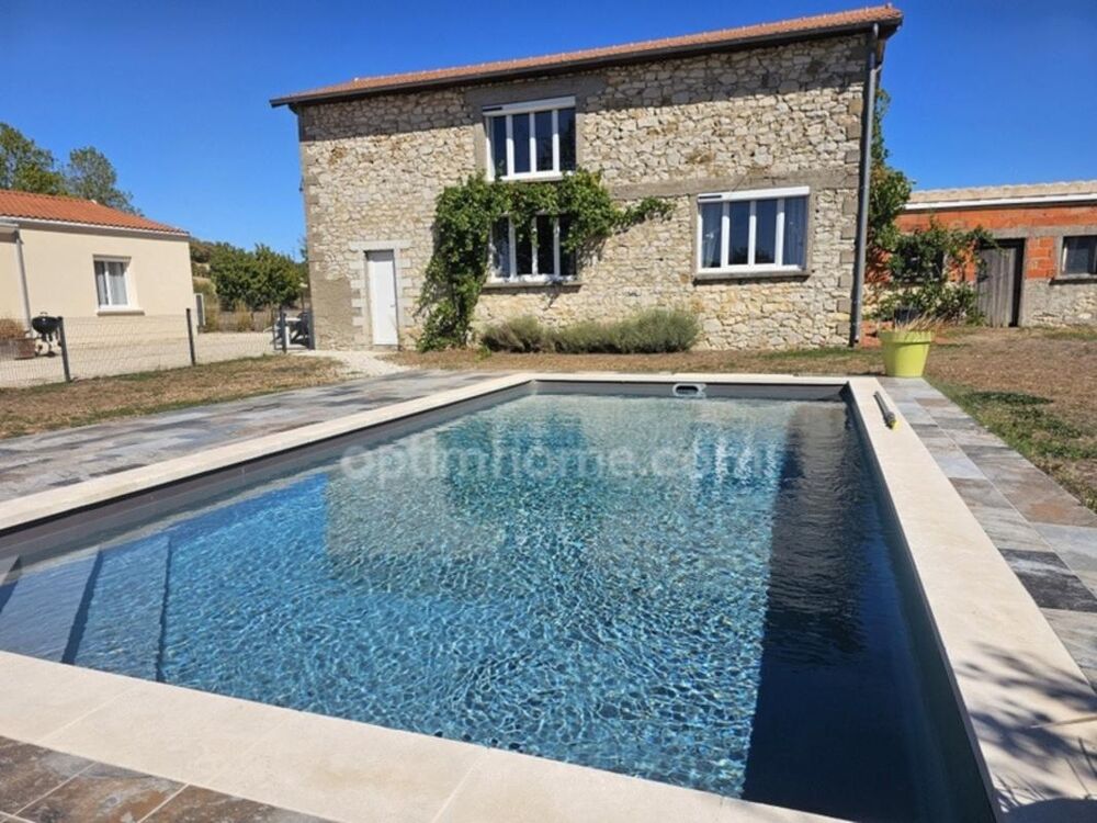 Vente Maison Ensemble immobilier, composé de deux maisons rénovées 135 et 105 m² sur un même terrain de 1900 m² avec piscine Proche de MAGNAC Magnac sur touvre