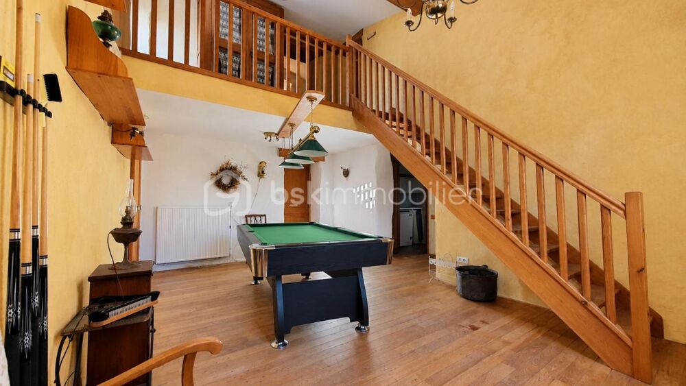 MAISON EN PIERRE  5 CHAMBRES  GARAGE  TERRASSE  TERRAIN NON ATTENANT