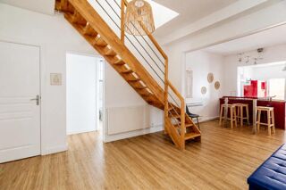  Maison à vendre 10 pièces 220 m²