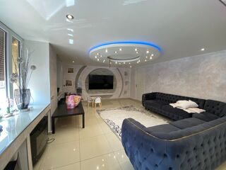  Maison � vendre 5 pi�ces 165 m�