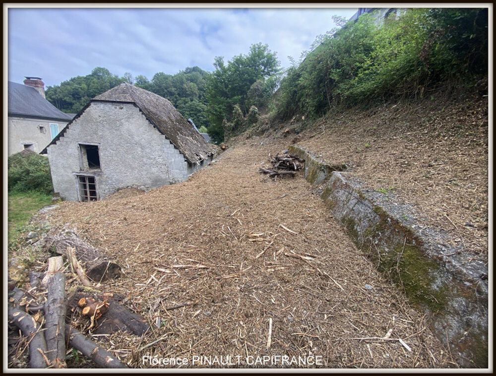 Vente Remise/Grange Dpt Hautes Pyrénées (65), à vendre LES ANGLES maison P1 de 50 m² - Terrain de 609,00 m² - Plain pied Lourdes
