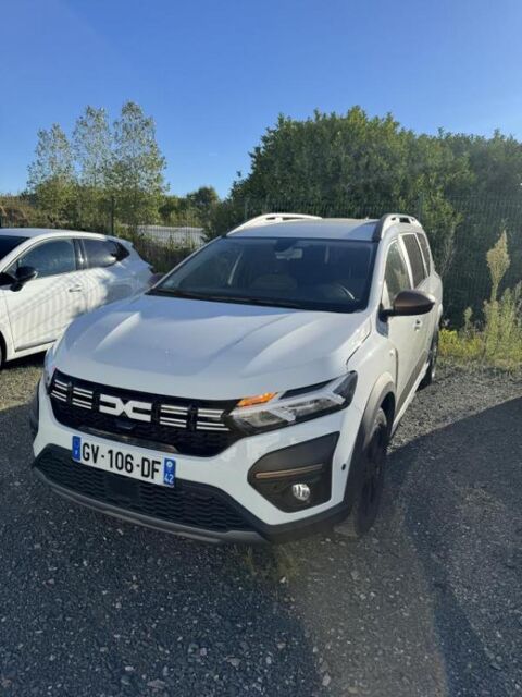 Dacia Jogger Hybrid 140 7 places Extreme 2024 occasion Bellegarde-en-Forez 42210