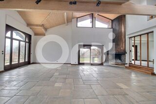  Maison  vendre 9 pices 883 m