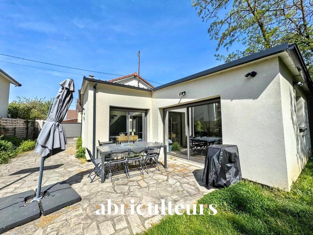 Maison familiale indépendante de 116 m²  5 pièces  Le Plessis-Bouchard