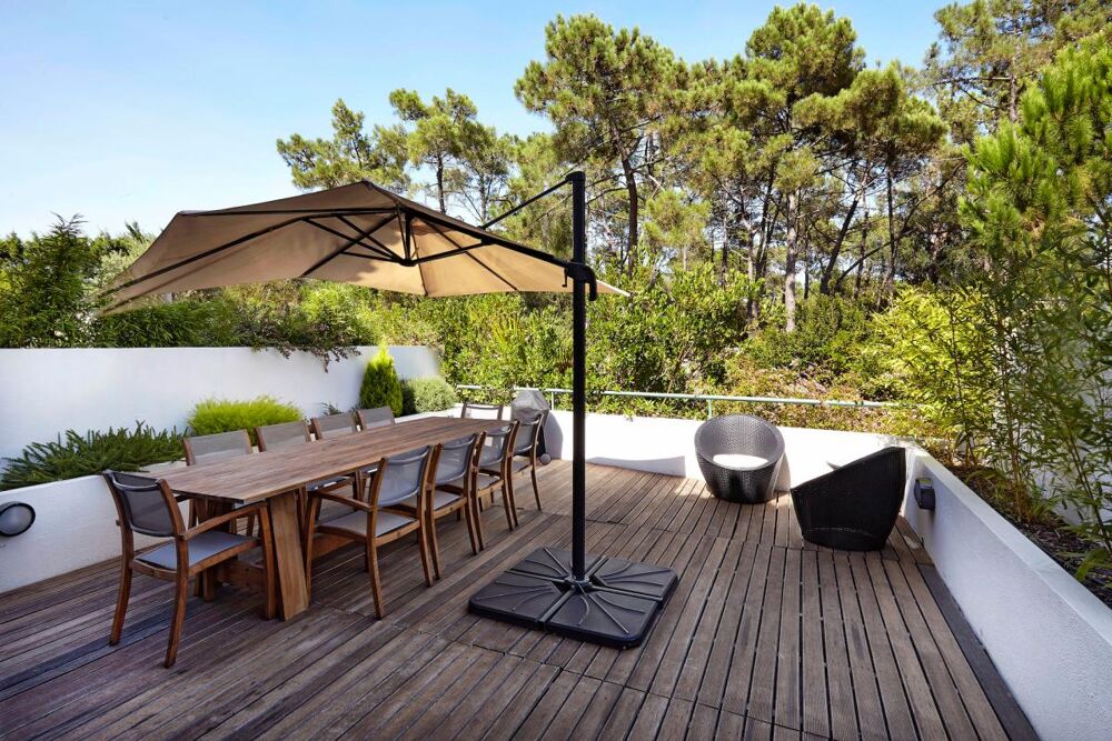 Vente Appartement Appartement unique double hauteur sous plafond avec 2 grands espaces extérieurs ! Bordeaux