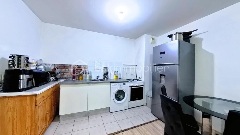 Appartement 2 pièces avec balcon et parking  Résidence récente à Bobigny