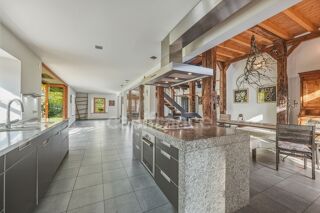  Maison � vendre 8 pi�ces 328 m�