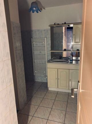  Appartement à louer 2 pièces 52 m²