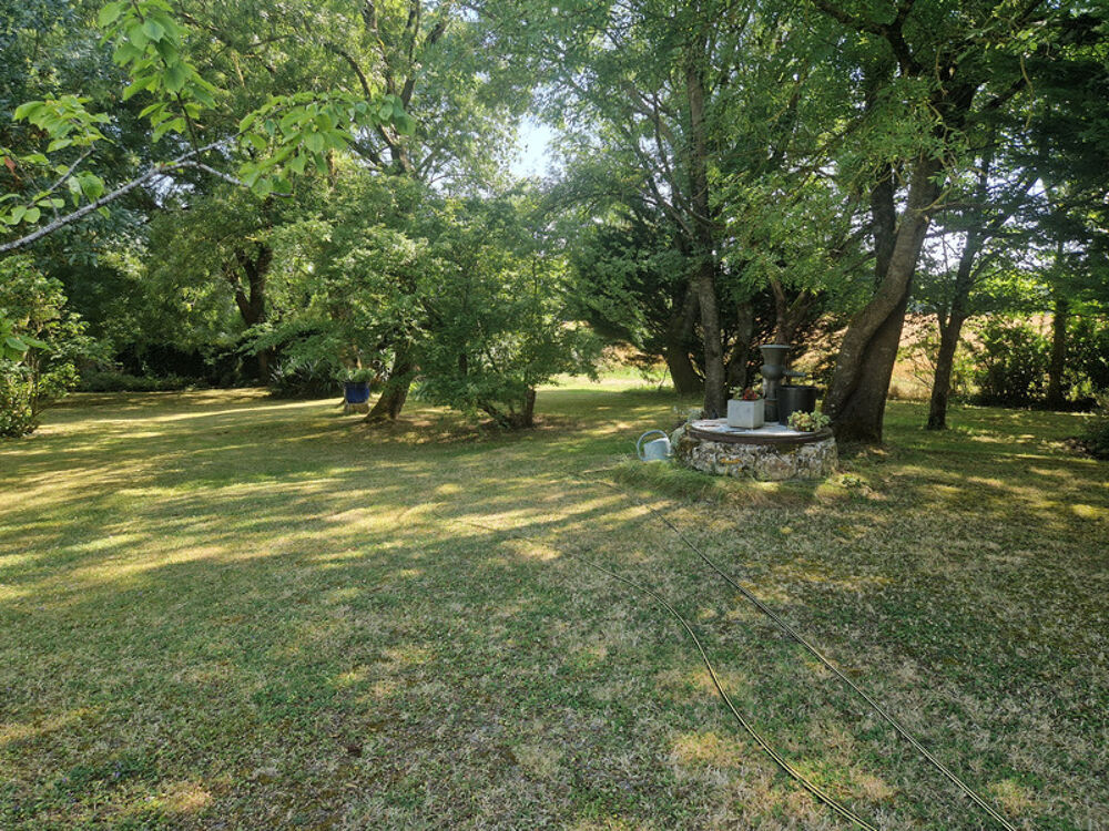 Maison à vendre 6 pièces TONNAY BOUTONNE (17)