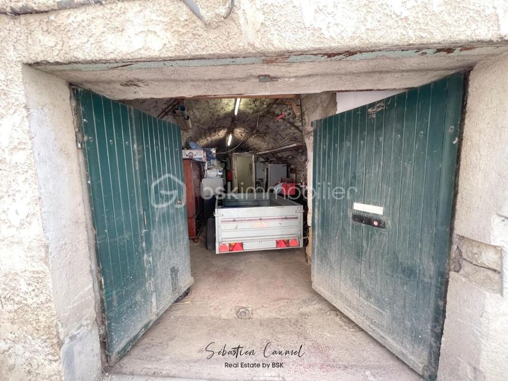 Maison de village à rénover env. 65 m² sous offre d'achat · Garage voûté + greniers · Cournonterral 34660