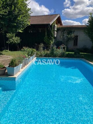  Maison � vendre 9 pi�ces 312 m�