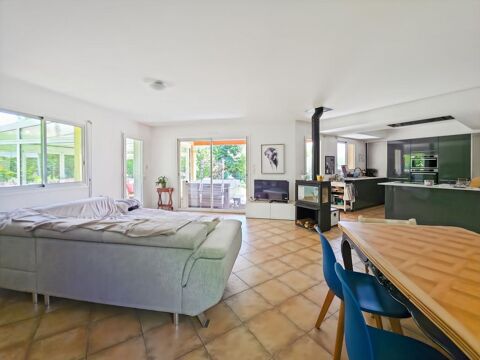   Maison ESCALQUENS Familial - 4 chambres avec double garage Maison - 5 pice(s) - 160 m