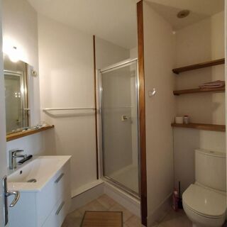  Appartement à louer 1 pièce 40 m²