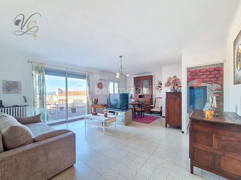 Appartement lumineux au dernier étage avec terrasse et parking sécurisé