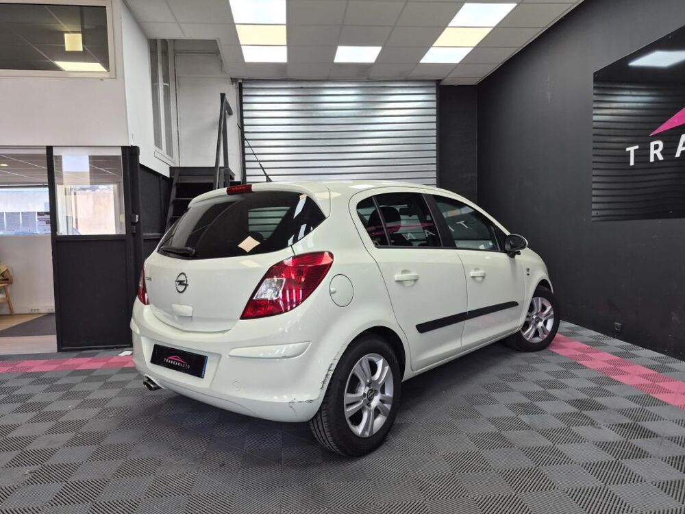 Corsa 1.4 Twinport 2011 occasion 06700 Saint Laurent Du Var