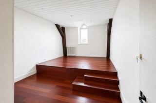  Propriété/château à vendre 15 + pièces 316 m²
