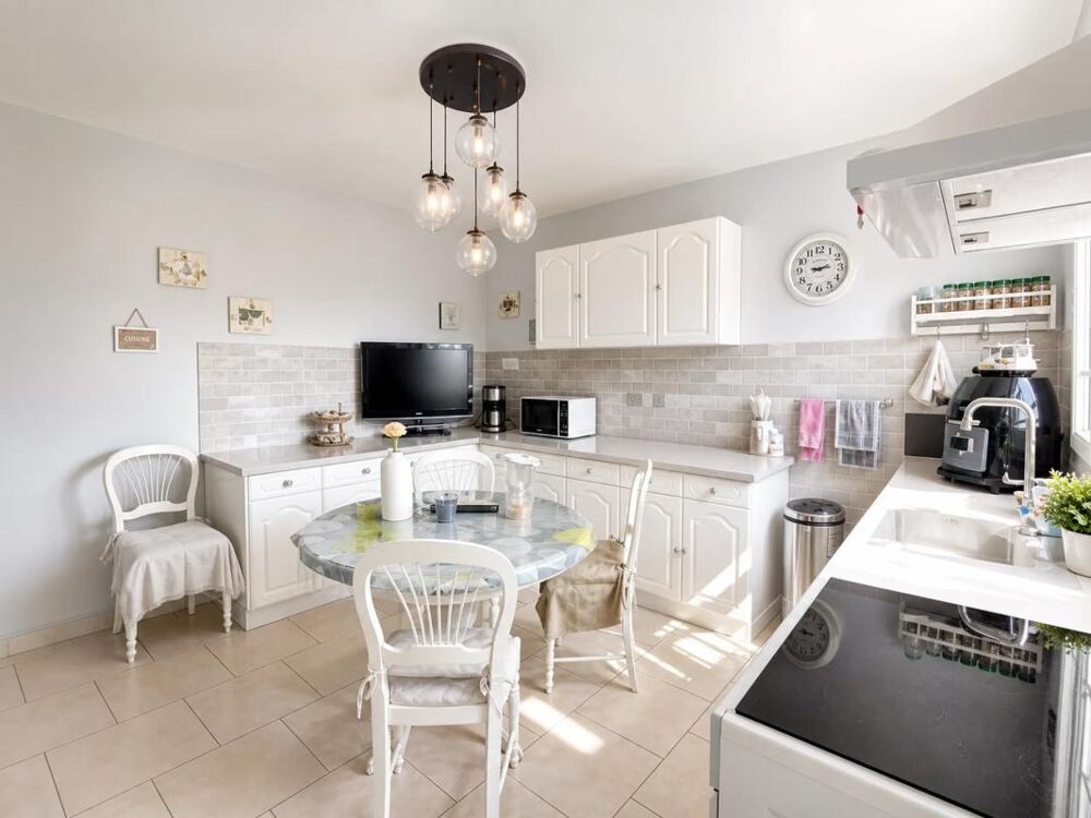 Maison de 4 pièces de 117 m² à Aillant-sur-Milleron