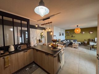  Appartement � vendre 4 pi�ces 94 m�