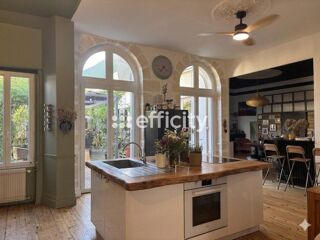  Maison à vendre 7 pièces 376 m²