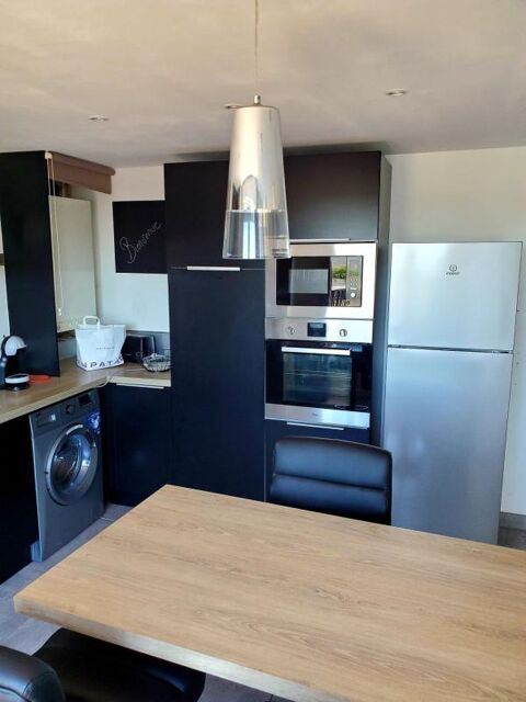   COLOCATION 3ETUDIANTS OU LOGEMENT ENTIER Appartement - 5 pi�ce(s) - 92 m�