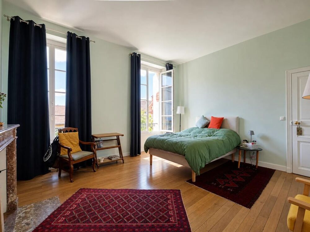à vendre  Propriété/château Villeneuve-sur-Yonne (89500)
