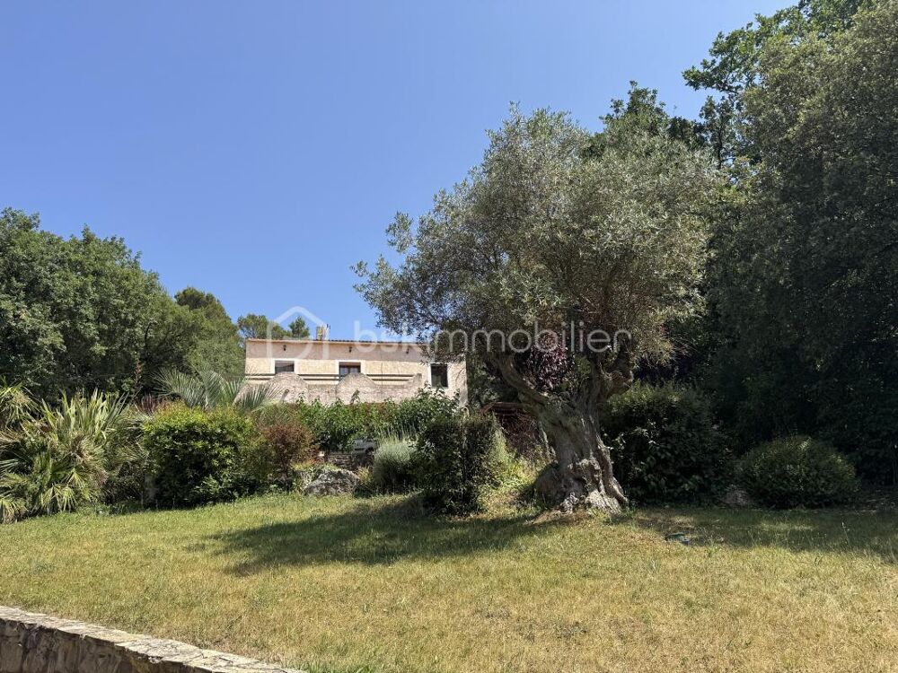 Rare à Rocbaron ( 83136) : VIAGER sans rente pour cette villa lumineuse de 111 m² avec terrain de 3 089 m², dans une impasse au