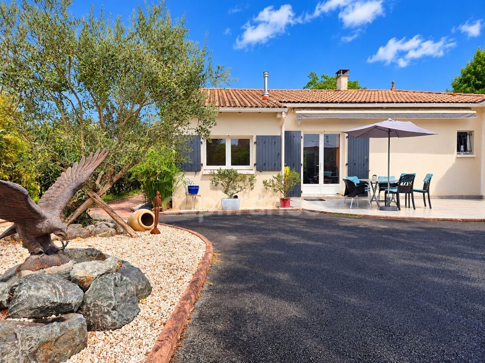 Vente Maison BREUILLET – Maison 4 pièces – 125 m² – Terrain 1 465 m² Breuillet