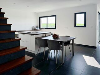  Maison � vendre 6 pi�ces 210 m�