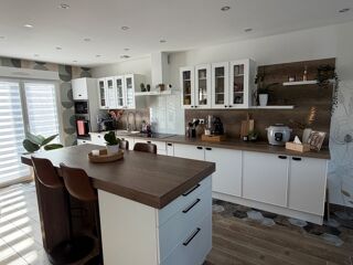  Maison � vendre 7 pi�ces 150 m�