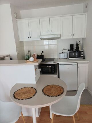  Appartement à louer 1 pièce 28 m²