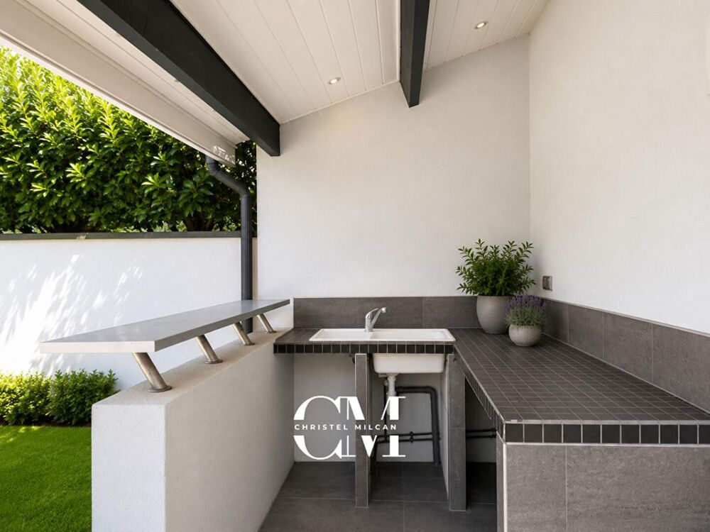 Vente Maison Maison contemporaine de plain-pied avec piscine 210 m2 Bruges Grand Darnal Bruges
