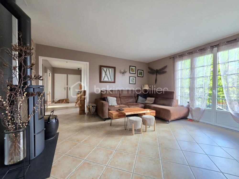 Vente Maison Pavillon traditionnel non mitoyen 170m² garage jardin Courtry