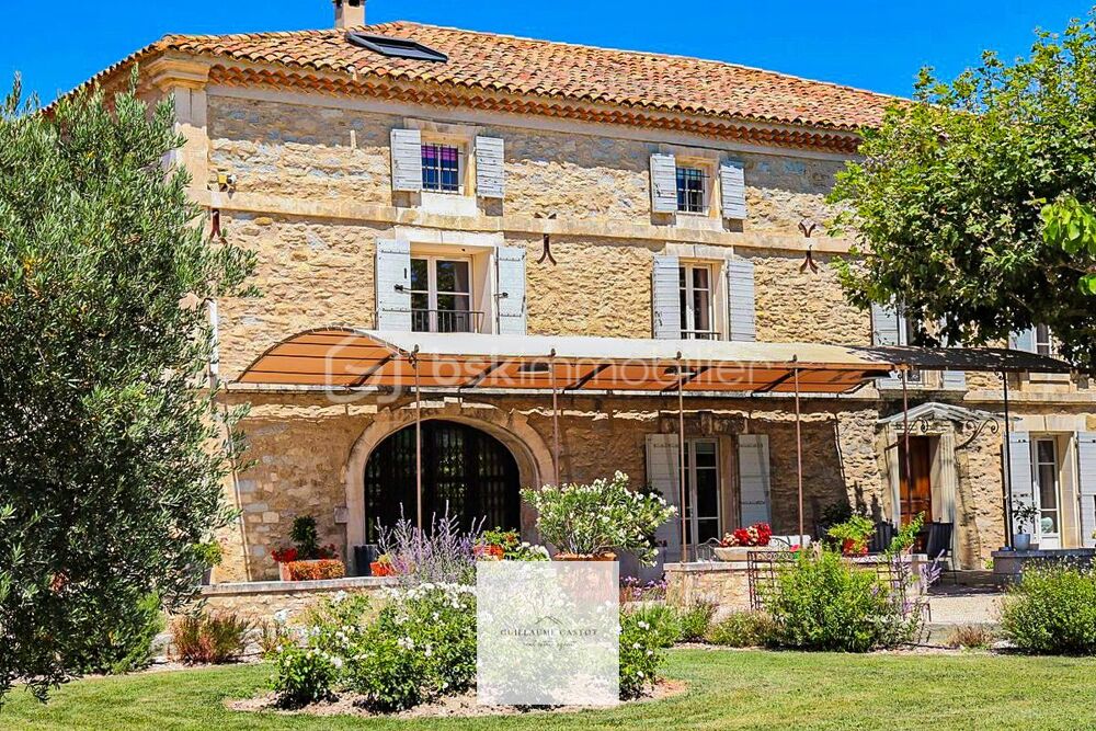 PEPITE AU PIED DES ALPILLES : Idéal résidence secondaire, chambres d'hôtes