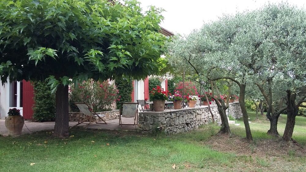 Vente Maison Élégante Bastide Provençale au calme absolu – Domaine de 4000 m² avec Piscine et Dépendances – Fuveau
